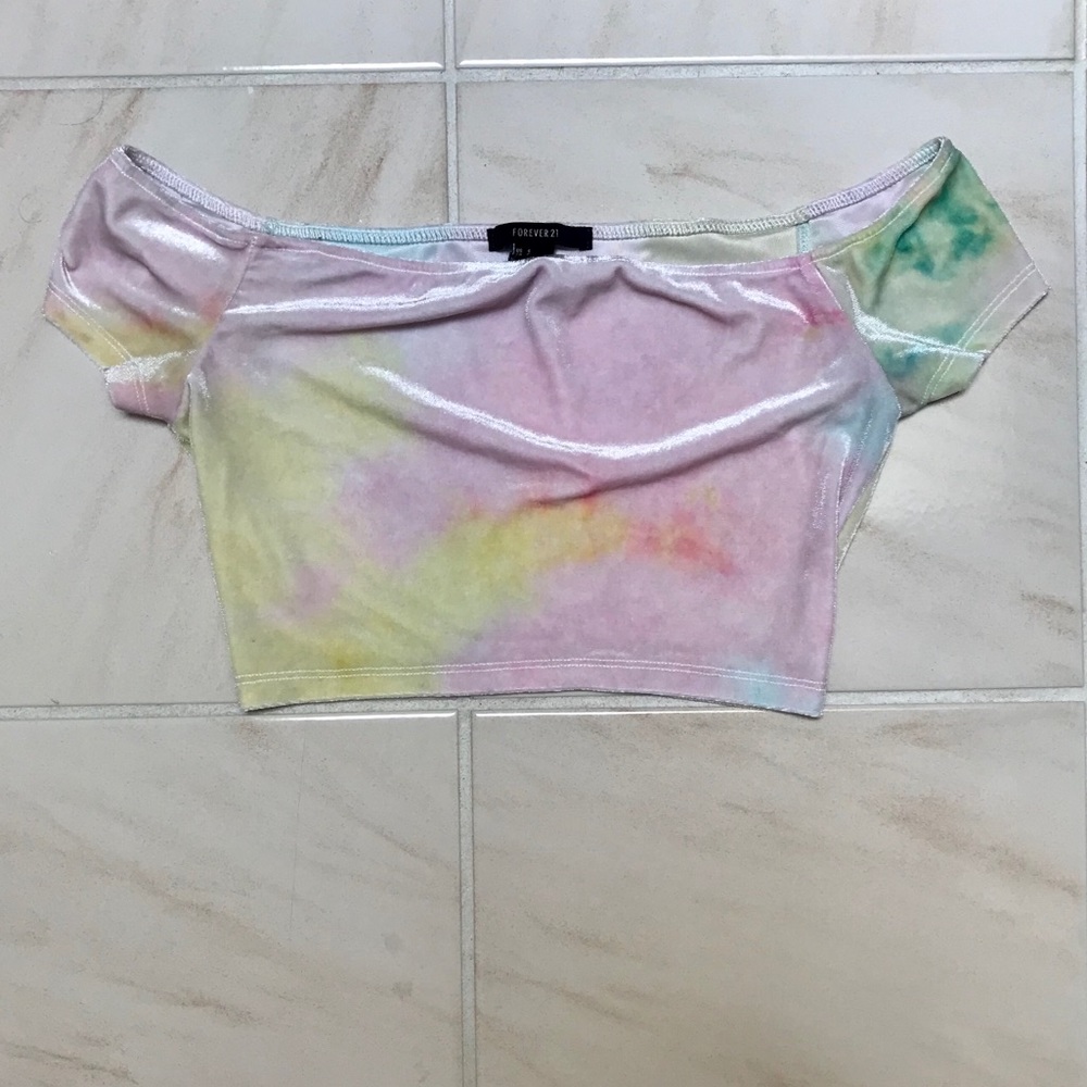 *DONATING TOMORRROW* Velvet Pastel Crop Top